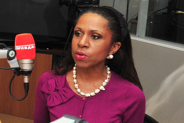 Елена Ханга