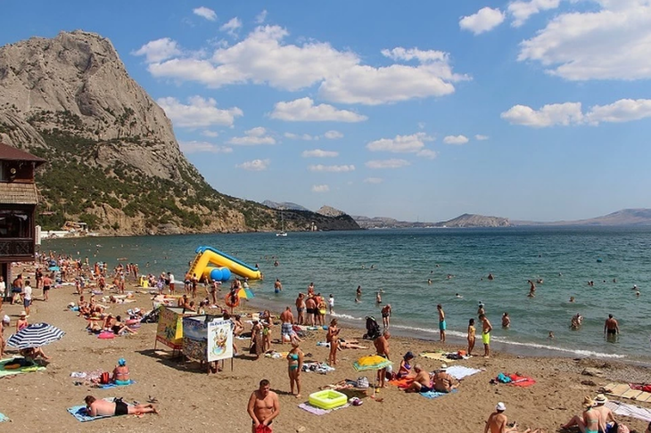 Крым снова открыт для туристов из всех регионов