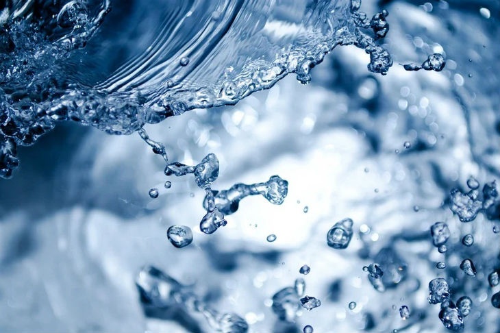 Онколог развеяла миф о пользе частого употребления воды