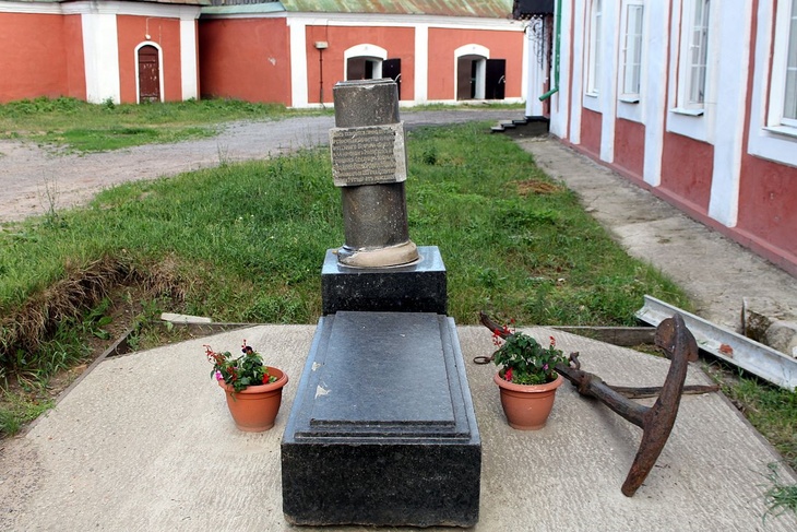 Могила Адмирала Ушакова