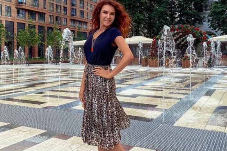 Эвелина Бледанс купила первую квартиру в Москве