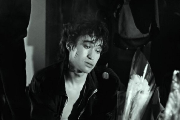 Кина не будет: Учитель отложил выход «Цоя» на неопределенный срок