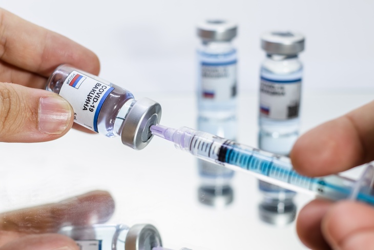 Доцент Лебедь о прививке от коронавируса: «Воодушевит вакцинация звезд» 