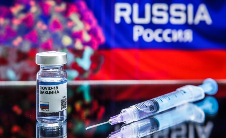 Более 20 стран встали в очередь за российской вакциной от COVID-19