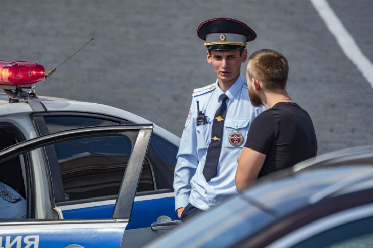 В Госдуме предложили лишать прав злостных автонарушителей