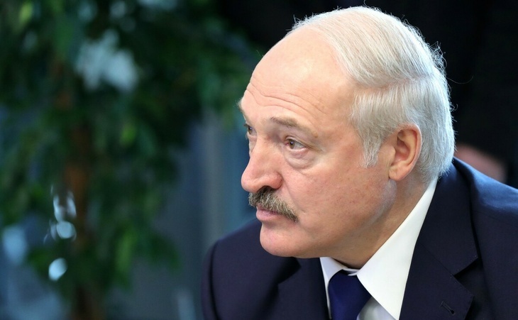 «Коронавирус мне подкинули»: Лукашенко уверен, что его заразили специально