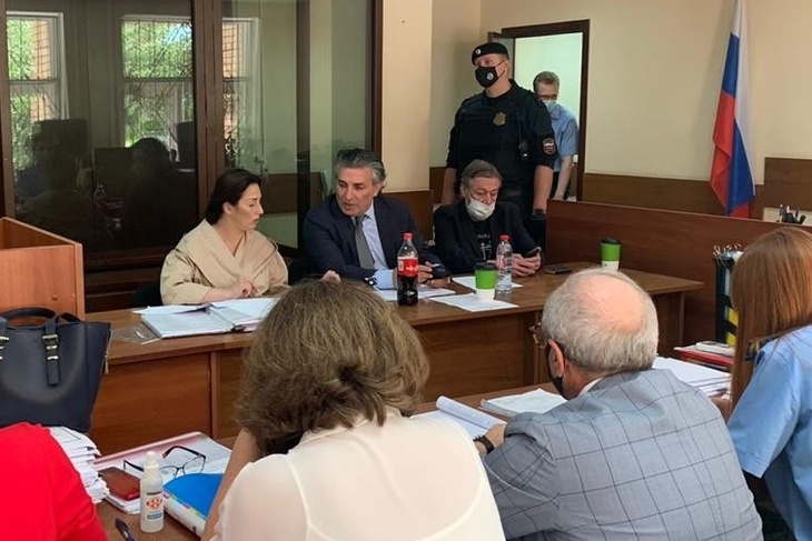 Михаил Ефремов в суде