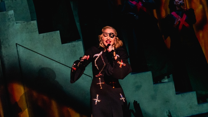Мадонна шокировала фанатов селфи ко дню рождения