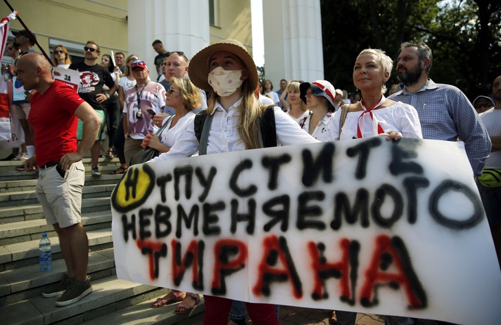 «Терпеливые белорусы не радикализируют протест»: что происходит в Минске