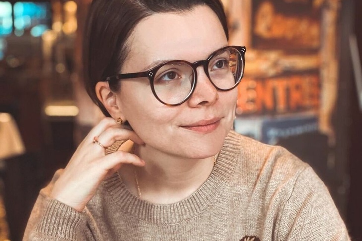 «Купите очки!»: Брухунова отбрила поклонницу Петросяна