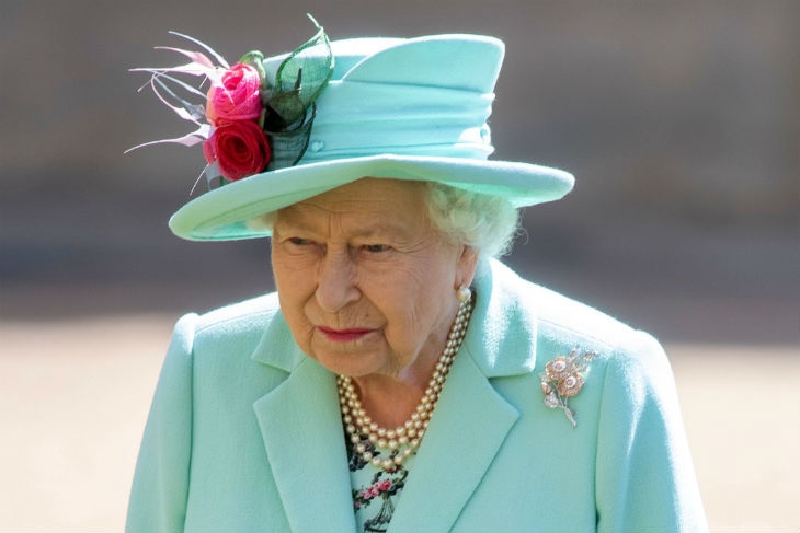 Елизавета II лишилась 35 миллионов фунтов из-за COVID-19