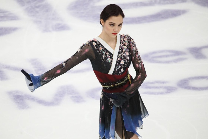 Евгения Медведева возвращается к Этери Тутберидзе: реакция коллег