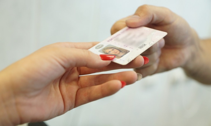 rossiyanam mogut razreshit poluchat