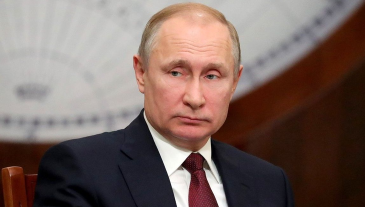 Путин предложил отказаться от изоляции и масок