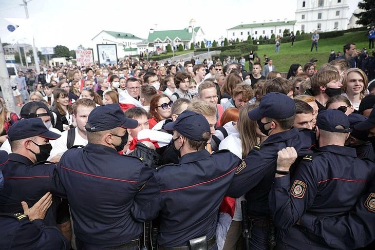 В выходные в Белоруссии опять прошли многотысячные протесты.