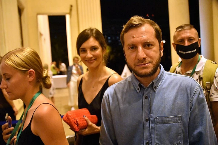 Маленький гарем: Гигинеишвили закрутил роман с копией Оболенцевой