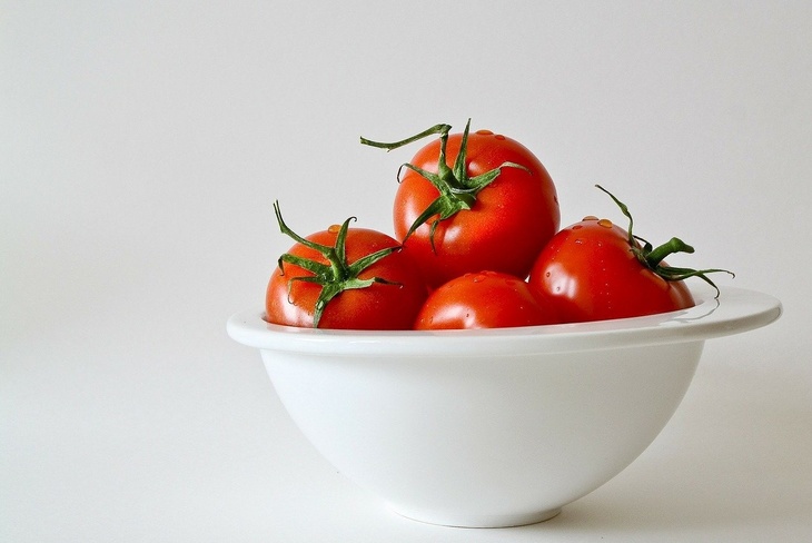 Китайский блогер раскрыла пользу помидоров с новой стороны