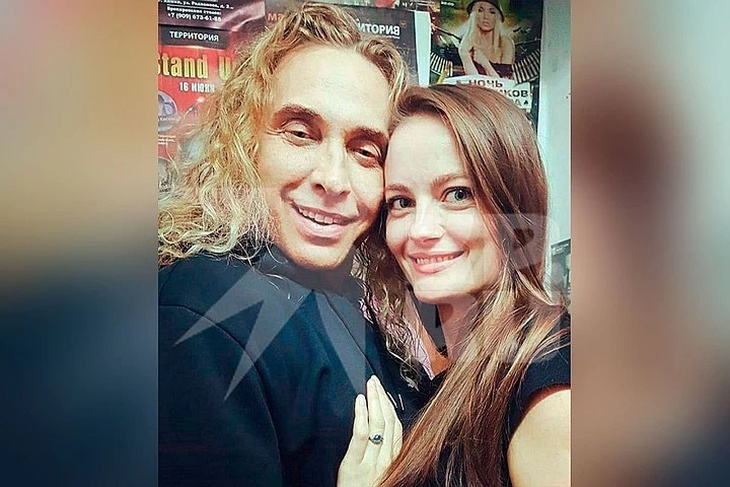 Беременна: обворовавшая Наташу Королеву девушка ждет малыша от Тарзана