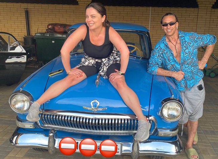 «Отрывался как умел»: Королева оправдала измену Тарзана 