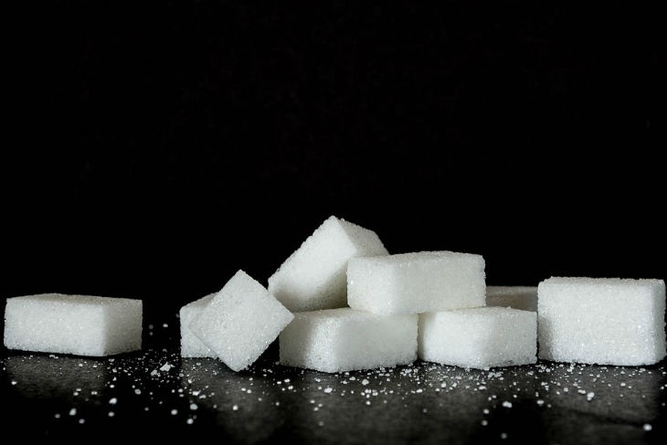 В России введут маркировку продуктов с излишним сахаром