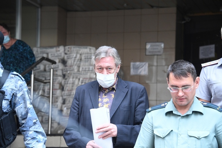 «Не моим хотением»: Ефремов все еще надеется на смягчение приговора