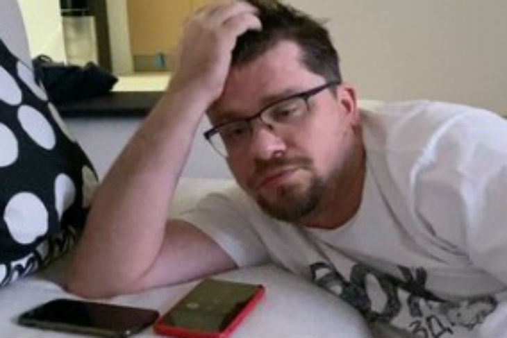 Гарик Харламов поиздевался над телефонным мошенником