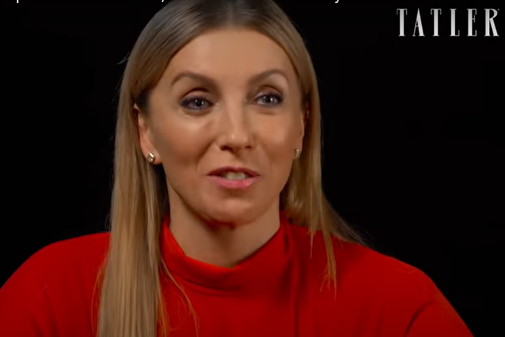 «Как насчет климакса?»: Бондарчук затравили за желание родить ребенка