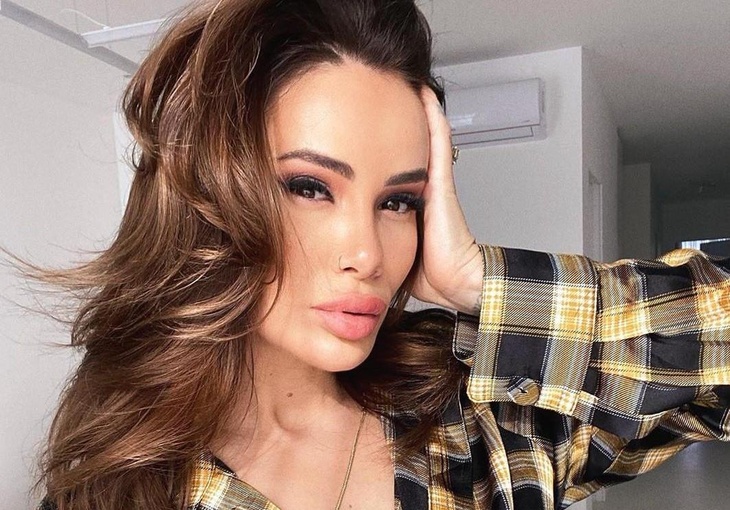 «Дикая жалость к себе»: Айзе удалили опухоль желудка 