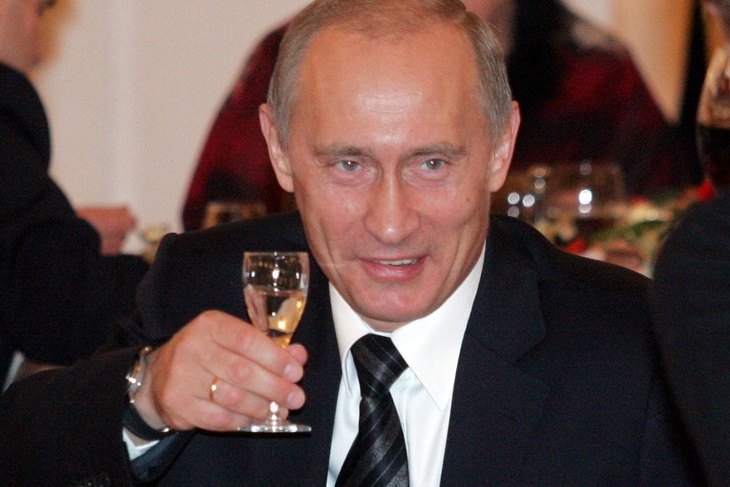 Владимиру Путину сегодня - 68 лет.