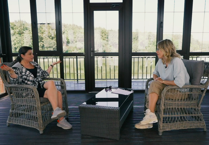 «Чешет про двух мужиков»: Королева назвала количество своих партнеров «Чешет про двух мужиков»: Королева назвала количество своих партнеров