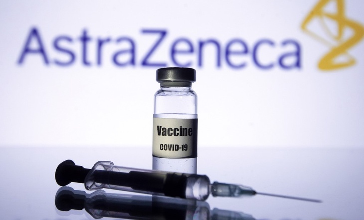 «70% и 92%»: вирусолог Зуев оценил вакцину AstraZeneca