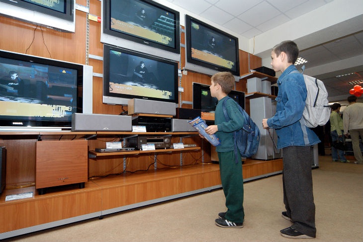 В Роскачестве сообщили, сколько должен стоить хороший телевизор