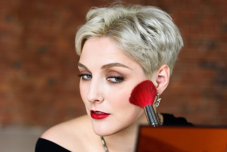 Лена Игради