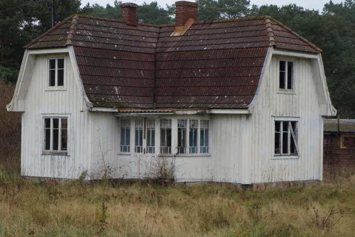 Ужас в спальне: пугающий дом выставили на аукционе