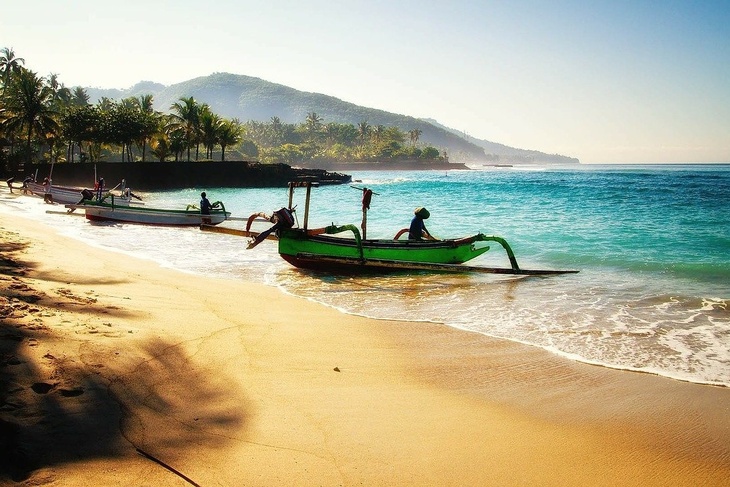 Сказочное Бали: власти Индонезии рассказали, когда откроют остров для туристов