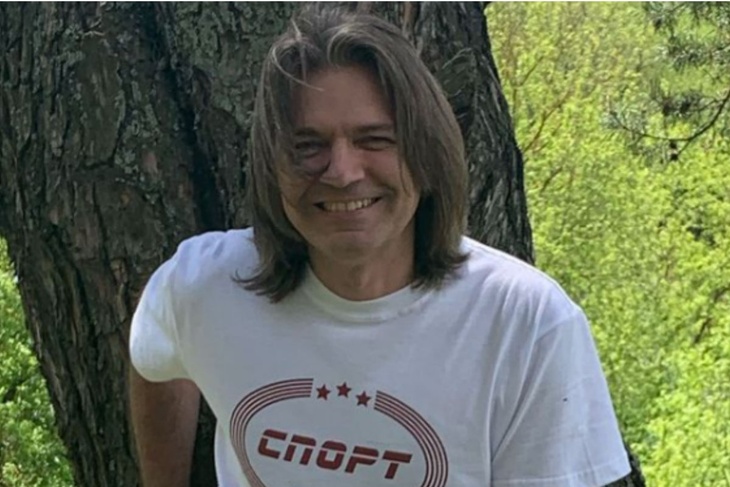 «Красавчик»: 50-летний Дмитрий Маликов выглядит братом своей 20-летней дочери