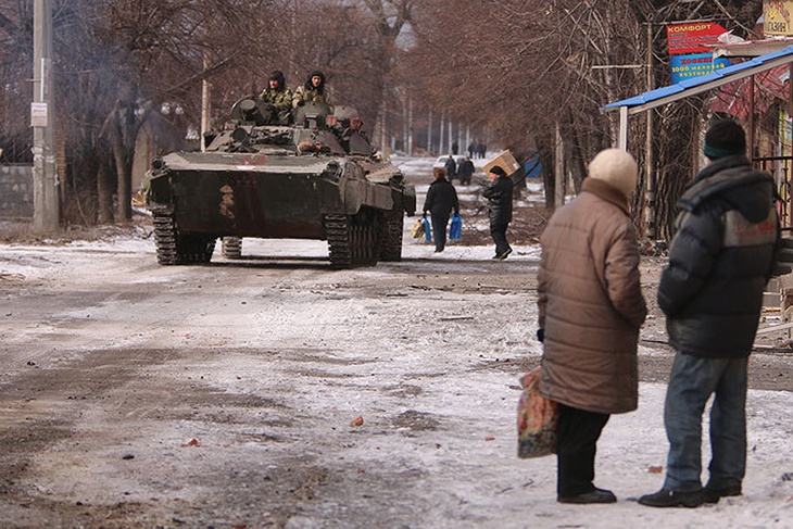 Готовясь к новому нападению украинской армии, в Донецке строят вторую линию укреплений.