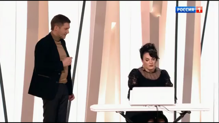 Хочу говорить через вас: Ваенга сделала комплимент Корчевникову