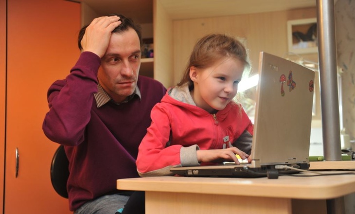 Исследование: российских родителей тревожит интернет-жизнь их детей