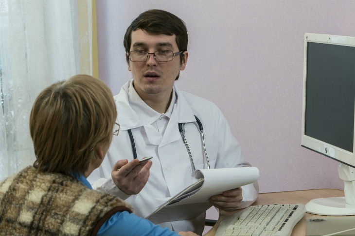 Под контроль пациентов: россияне смогут пожаловаться на врачей на Госуслугах