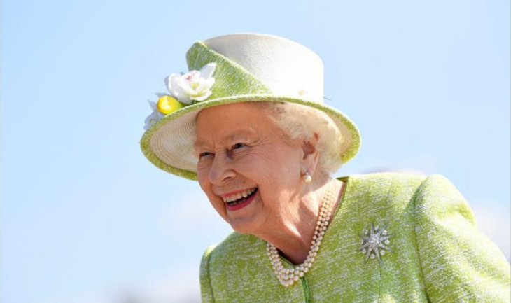 Король Чарльз подождет: Елизавета II не намерена складывать полномочия