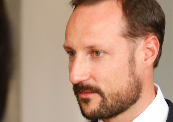 «Отпуск по болезни»: 83-летний король Норвегии временно сложил полномочия