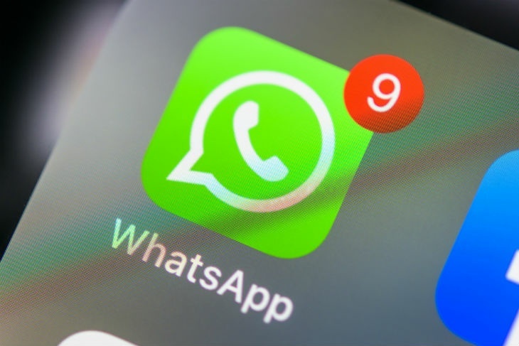 WhatsApp будет собирать личные данные для Facebook