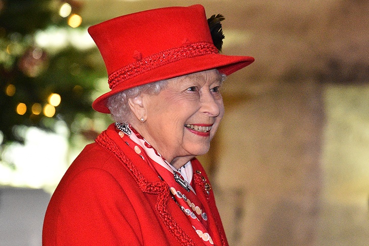 Хорошо заплатят: королева Елизавета II ищет профессионального фотографа