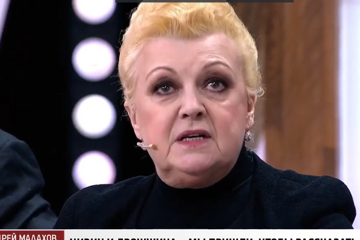 «Воровка и аферистка»: Дрожжина выдвинула Малахову ультиматум в студии «Прямого эфира»