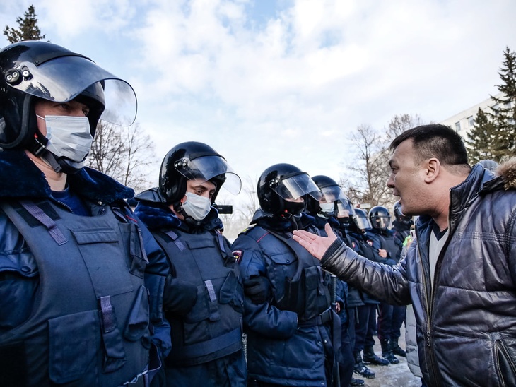 31 января - вторая попытка штаба Навального вывести людей на улицы Читайте на WWW.KP.RU: https://www.kp.ru/daily/27233.5/4360354/