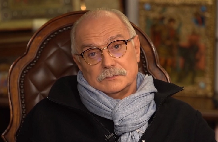 200-300 тысяч рублей в день: Михалков озвучил гонорары недовольных жизнью Бортич и Деревянко