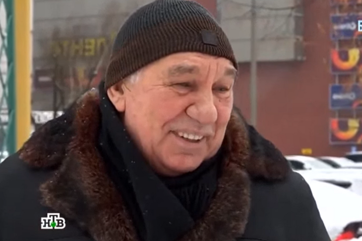 «Никакого отношения не имеет»: отец хоккеиста Фролова раскрыл правду о квартире Началовой