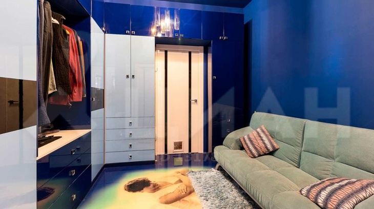 Золотой унитаз и портреты на полу: Алибасов сдает квартиру из-за безденежья 