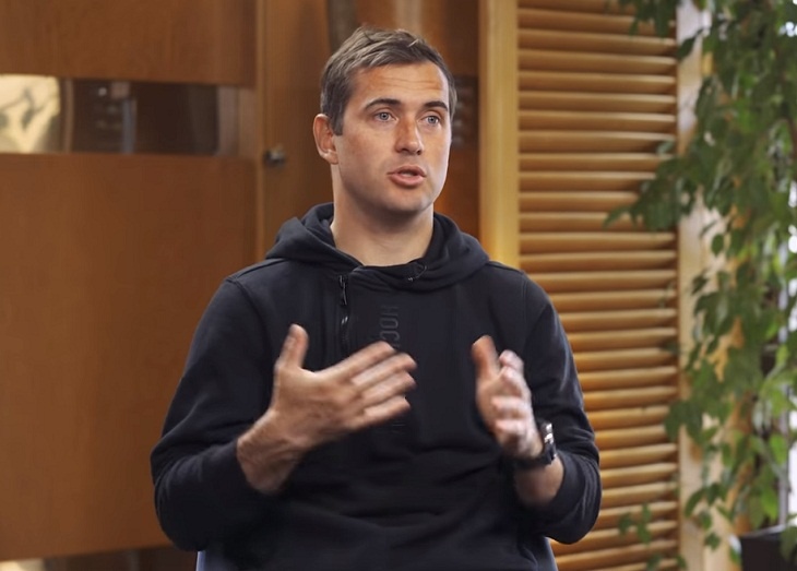 «Счастлив жить так, как живу»: Александр Кержаков назвал свой ежемесячный доход